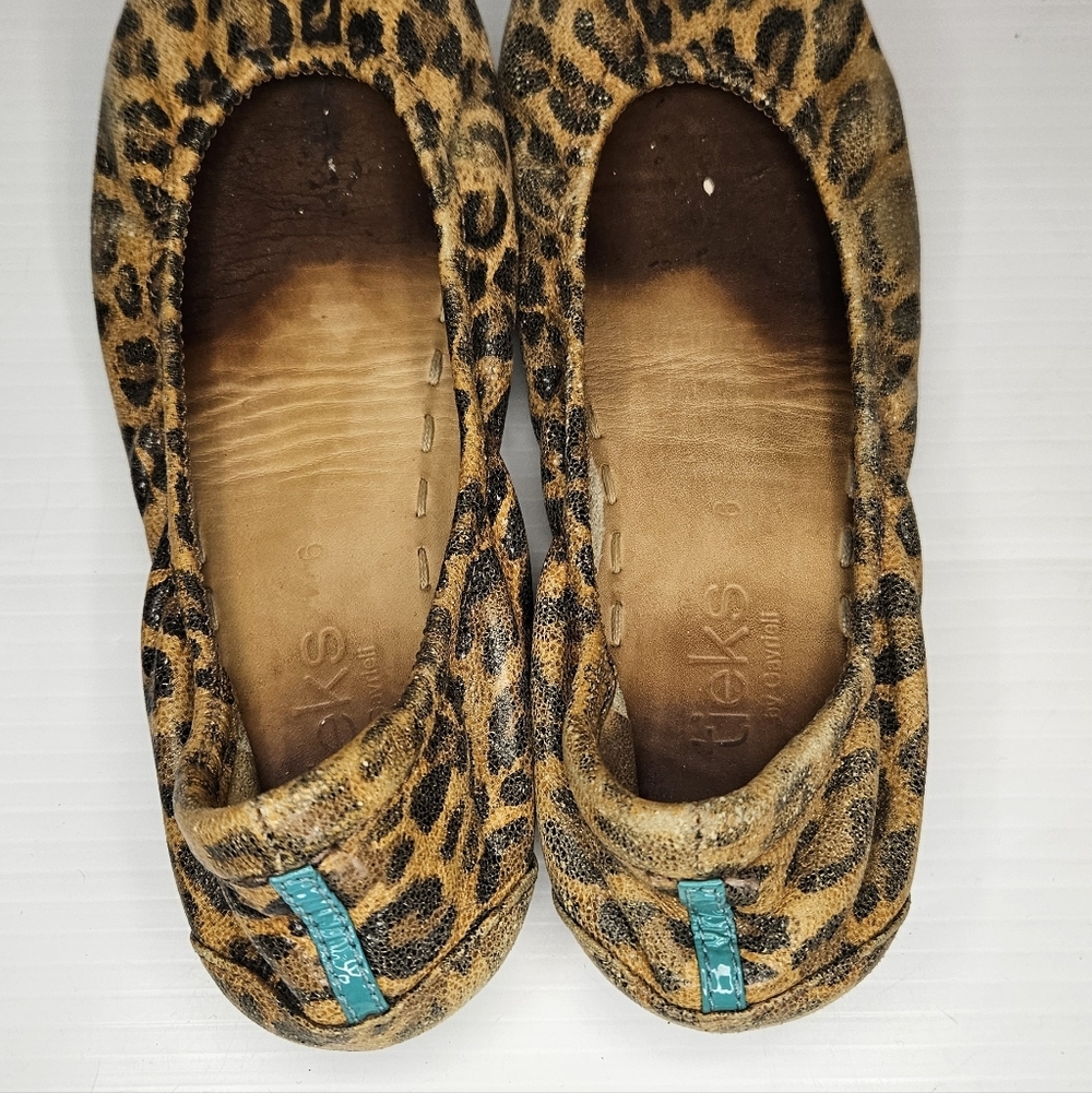 Tieks Leopard Print Flats – Women’s Size 6 - Picture 5 of 9